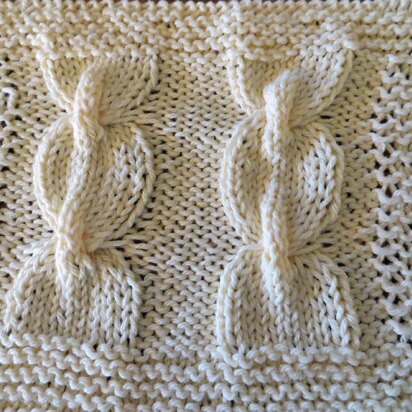 Wavy Cable Washcloth - knitting pattern