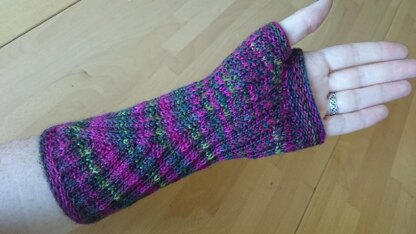 Wraparound mitts