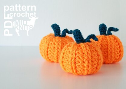 Mini Dress-up Pumpkins (2016022)