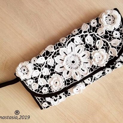 White lace bag for phone or glasses