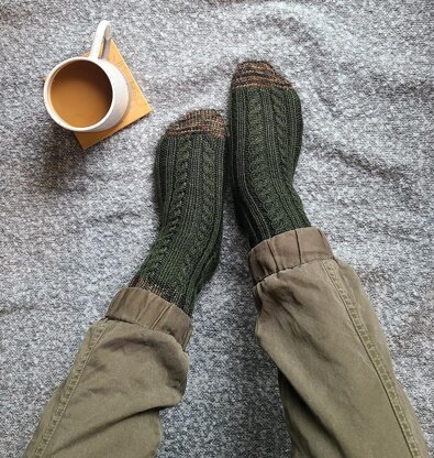 Spruce Cable Socks