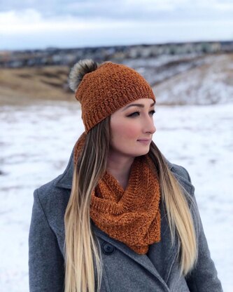The Top Stitch Toque and Cowl
