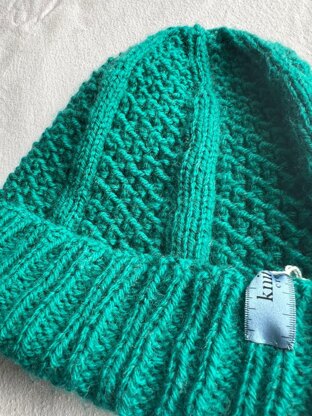 Mini-Honeycomb Hat