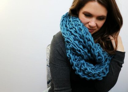 Super Bulky Ribbed Infinity