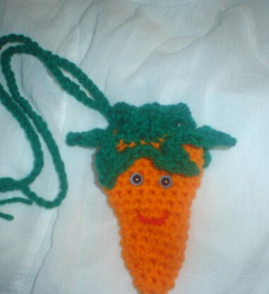 Carrot Necklace Purse