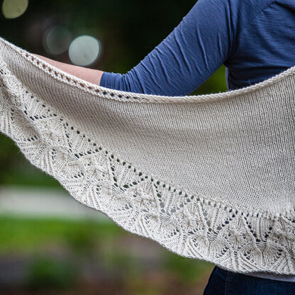 Valley Yarns 736 Ansonia Shawl