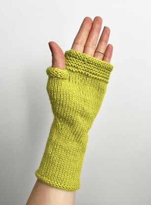 Cashmere Lime fingerless gloves