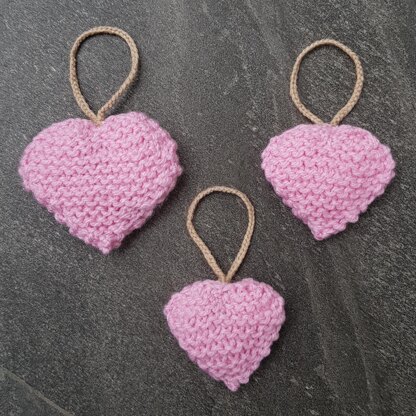 Little Knitted Hearts