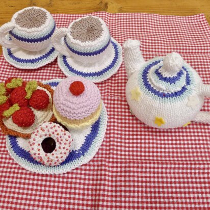 Time for Tea, Knitted Tea Set