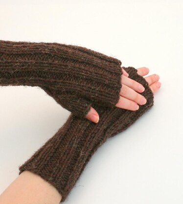 A10 Ribbed Fingerless Gloves