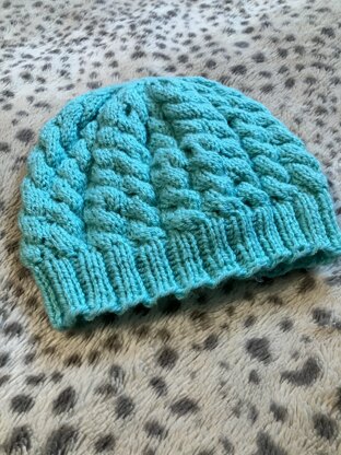 Cable knit hat