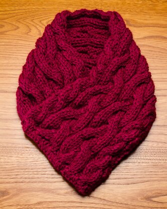 Plaited Cowl