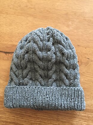 A hat with twist