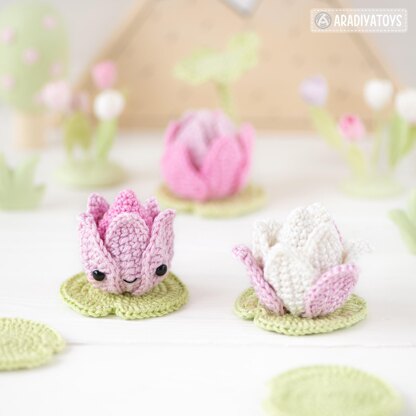 Amigurumi Flower Crochet Pattern Water Lily Lotus Flower Amigurumi Pattern Tutorial PDF File Keychain Beginner Friendly Handmade DIY Digital by AradiyaToys (Olka Novytska)