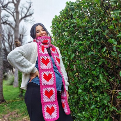 Queen of Hearts Scarf