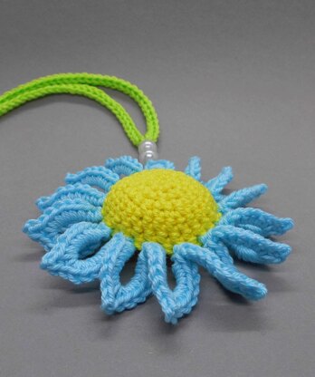 Large flower hanging decoration - versatile & easy  from scraps of yarn