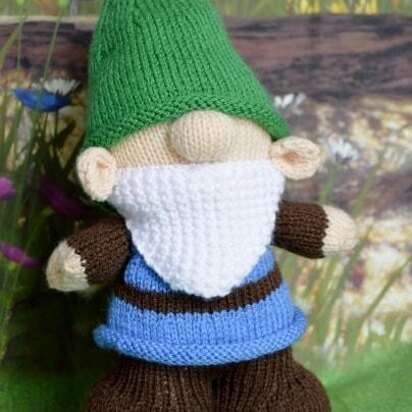 Gnorman the Gnome - knitting pattern