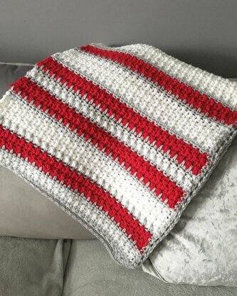 Winter Hugs Blanket