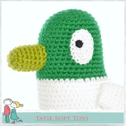 Duck Sarah Amigurumi Crochet Pattern