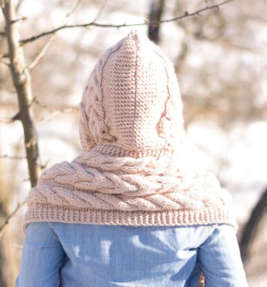 Hooded Cable Scarf