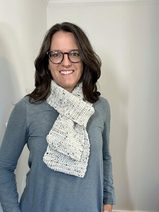 Simple Steps Scarf