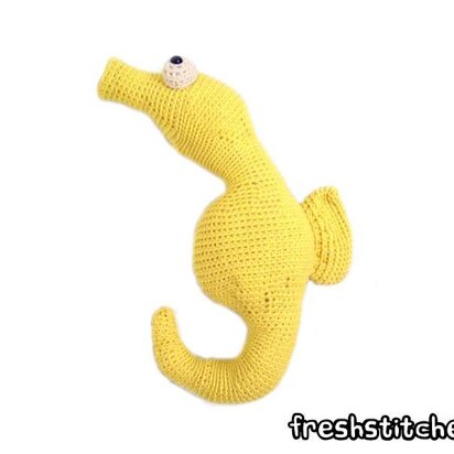 Amigurumi Ivo the Seahorse