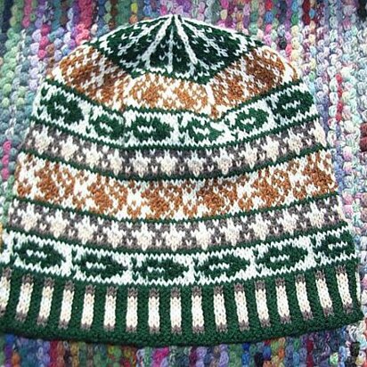 Squirrel beanie - knitting pattern