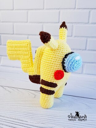 PokeMon Crochet Pikachu Kit: Kit Includes Materials to Make Pikachu and Instructions for 5 Other PokeMon [Book]