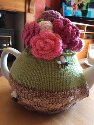 Tea cosy