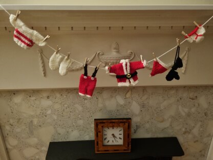 Santa's little laundry (decoration)