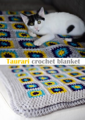 Taurari crochet granny square blanket by Yaarnen