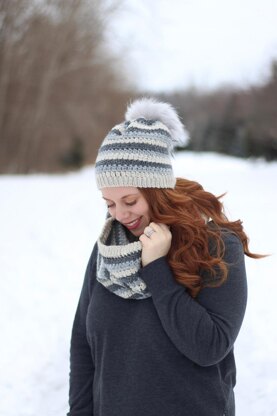 The Top Stitch Toque and Cowl