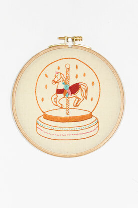 DMC x Srta. Lylo Snowball Carousel Embroidery Pattern - PAT0063_2