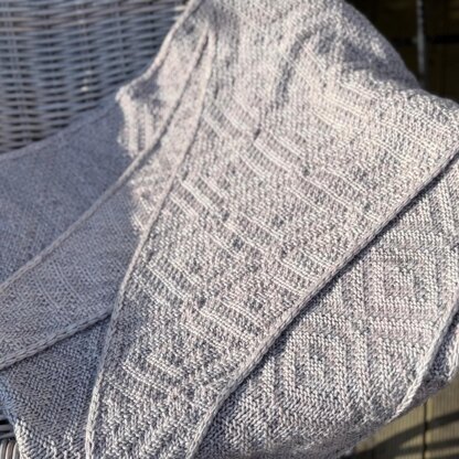 Still Form Shawl