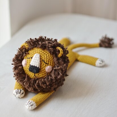 Muffin the Lion Crochet Pattern