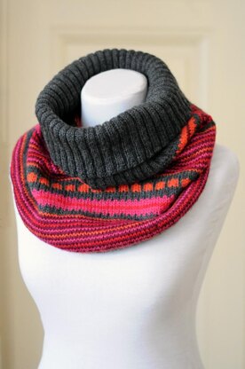 Ava turtleneck scarf