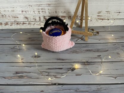 Basque Handbag Chocolate Orange Cover Knitting Pattern