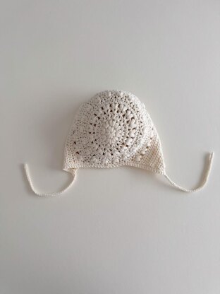 Vintage Bloom Bonnet