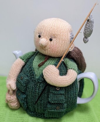 Monty goes fishing tea cosy