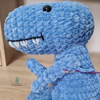 Tom the T-Rex - UK Terminology - Amigurumi