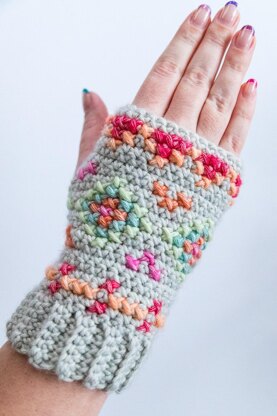 Hygge Embroidered Wristies