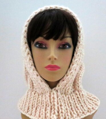 Snow Queen Cable Hooded Hat