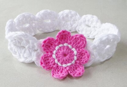 Scalloped Flower Headband