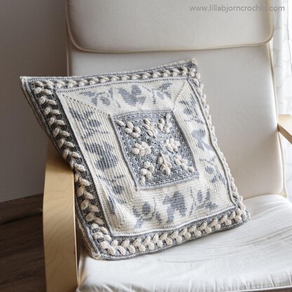 Dove square pillow