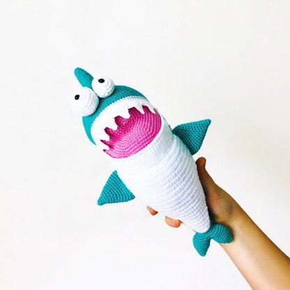 Crochet baby shark, Amigurumi shark, Baby shark