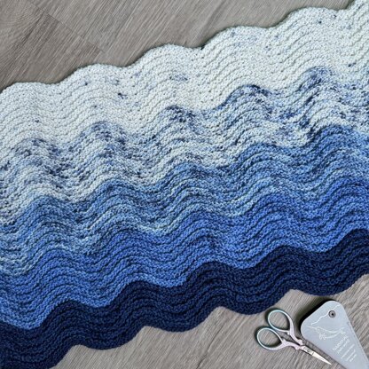 Michigan Waves Cowl