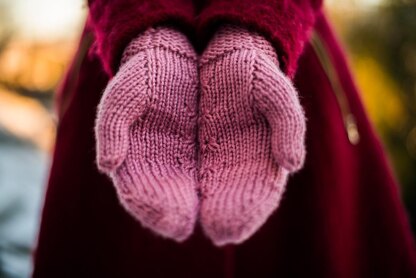 Rose Bud Mittens