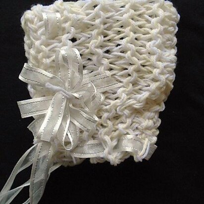 856 Beginner Baby Bonnet Photo Prop