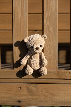 No-sew teddy bear