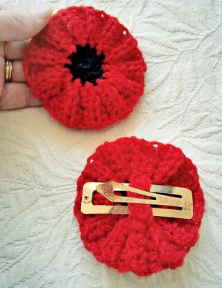 Knit-Look Crocheted Poppy